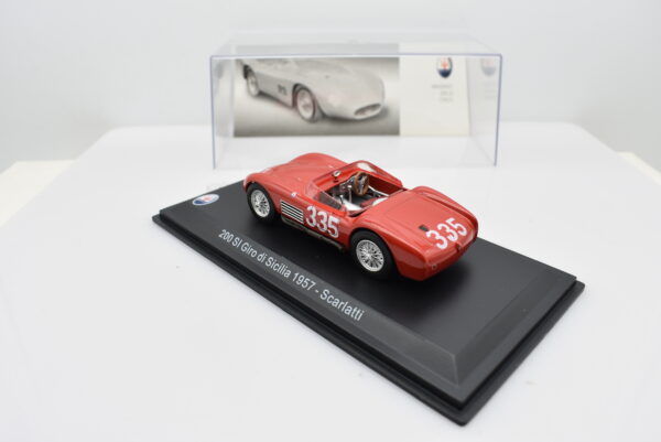 Modellino auto scala 1:43 Maserati 200 SI diecast modellismo da collezione - Image 3