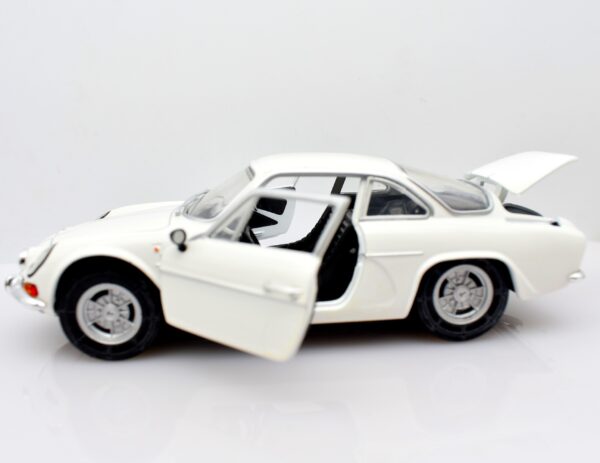 Modellino auto scala 1:24 Alpine Renault A110 1600 S modellismo statico da collezione