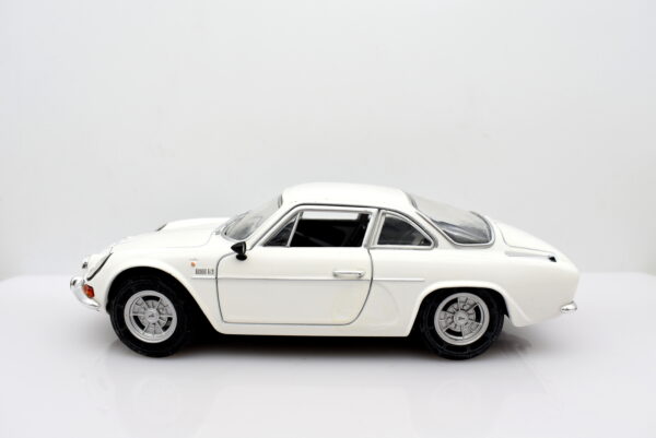 Modellino auto scala 1:24 Alpine Renault A110 1600 S modellismo statico da collezione - Image 9