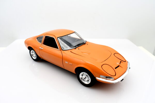 Modellino auto scala 1:24 Opel GT 1900 modellismo statico da collezione - Image 8
