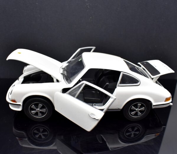 Modellino auto scala 1:24 Porsche 911 S 2.4 modellismo statico da collezione