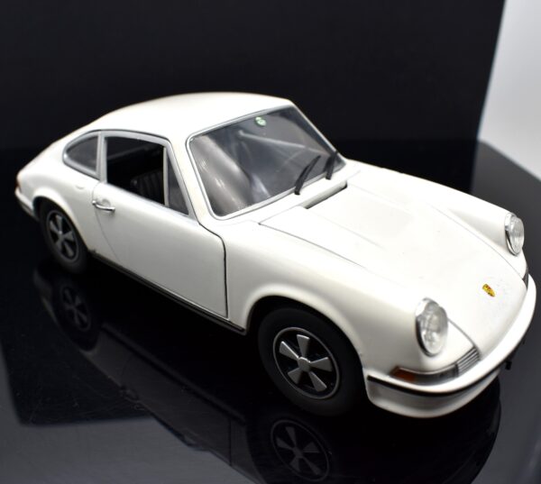 Modellino auto scala 1:24 Porsche 911 S 2.4 modellismo statico da collezione - Image 10