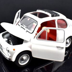 Modellino auto scala 1:24 Fiat 500 F modellismo statico da collezione
