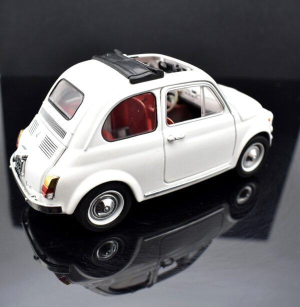 Modellino auto scala 1:24 Fiat 500 F modellismo statico da collezione - Image 6