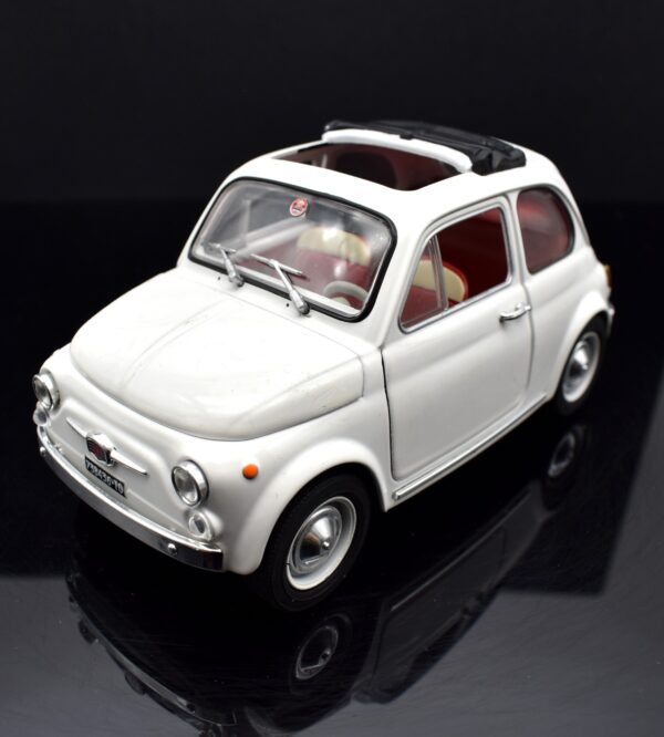 Modellino auto scala 1:24 Fiat 500 F modellismo statico da collezione - Image 8
