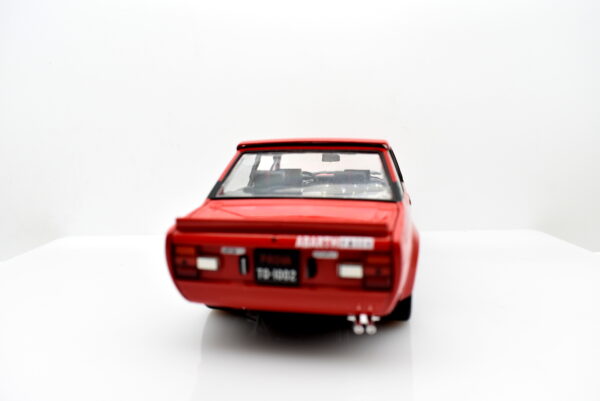 Modellino auto scala 1:24 Fiat 131 Abarth modellismo statico da collezione - Image 9