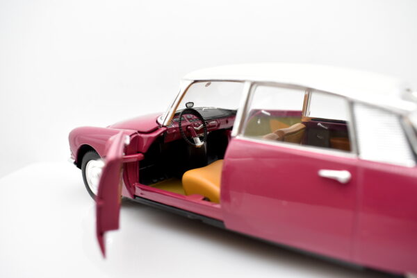 Modellino auto scala 1:24 CITROEN DS 19 quattroruote collection modellismo epoca - Image 4