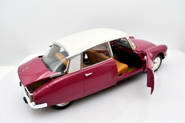 Modellino auto scala 1:24 CITROEN DS 19 quattroruote collection modellismo epoca - Image 5