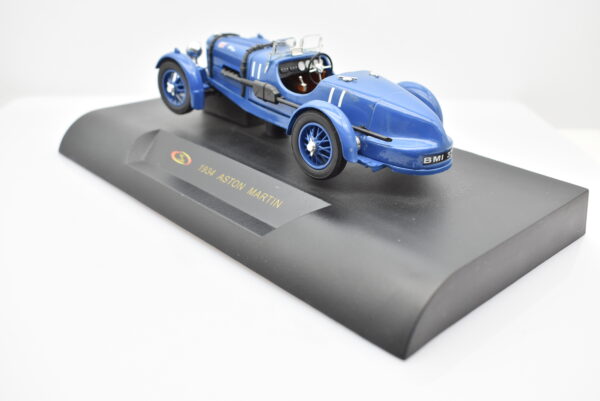 Modellino auto Aston Martin scala 1:32 diecast modellismo collezione epoca solido - Image 3