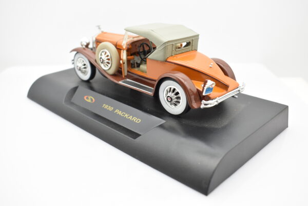 Modellino auto Packard scala 1:32 diecast modellismo collezione epoca solido - Image 3