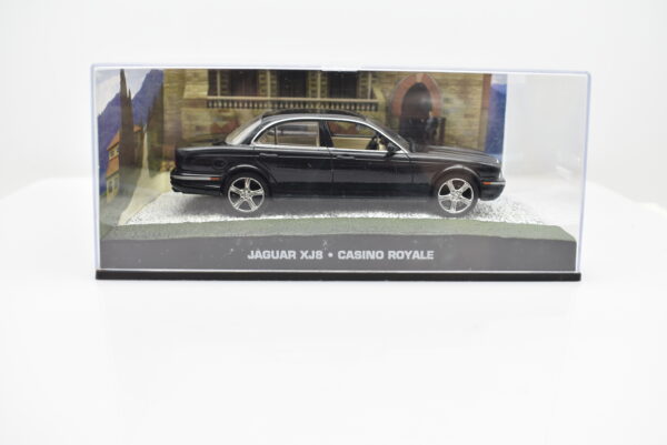Modellini auto dei film 007 James Bond scala 1:43 JAGUAR XJ8 collezione - Image 7