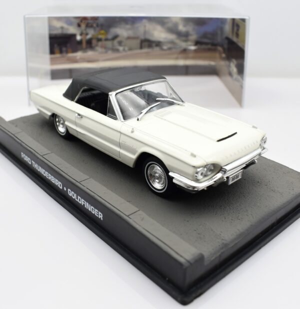 Modellini auto dei film 007 James Bond scala 1:43 FORD THUNDERBIRD collezione