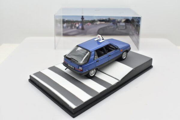 Modellini auto dei film 007 James Bond scala 1:43 RENAULT 11 collezione - Image 6