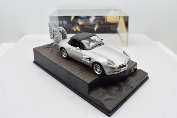 Modellini auto dei film 007 James Bond scala 1:43 BMW ZB da collezione - Image 4