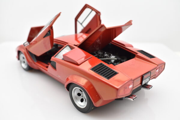 Modellino auto Lamborghini Countach LP 400 S scala 1:24 diecast modellismo da collezione - Image 9
