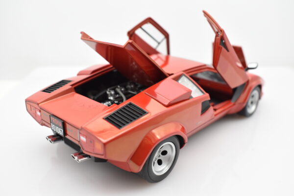 Modellino auto Lamborghini Countach LP 400 S scala 1:24 diecast modellismo da collezione - Image 11