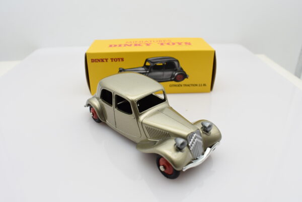 Modellino auto dinky toys 1:43 Citroen Traction 11 BL de agostini collezione - Image 6