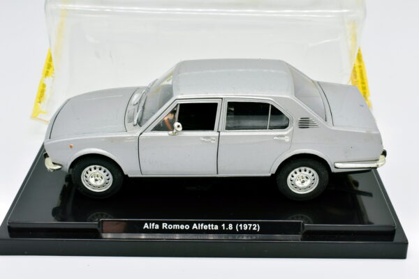 modellino auto scala 1:24 ALFA ROMEO ALFETTA quattroruote collection modellismo - Image 2