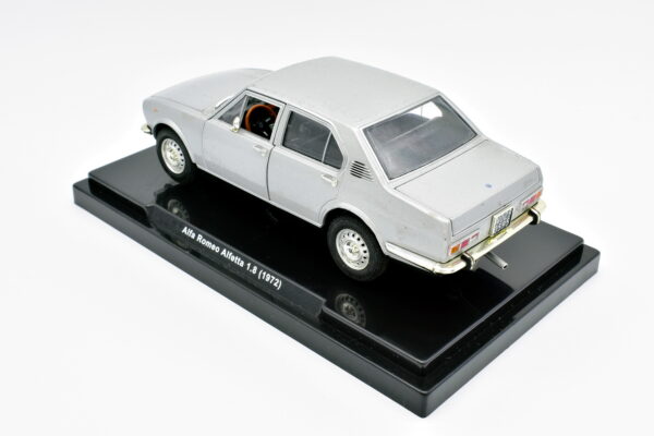 modellino auto scala 1:24 ALFA ROMEO ALFETTA quattroruote collection modellismo - Image 4