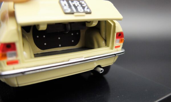 Modellino auto ALFA ROMEO ALFASUD scala 1:24 diecast modellismo collezione - Image 8