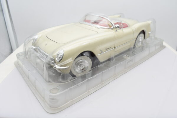 Modellino auto scala 1:18 CHEVROLET CORVETTE diecast modellismo da collezione - Image 2