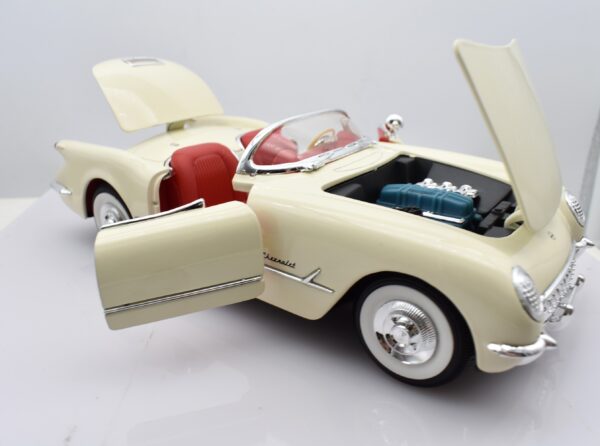 Modellino auto scala 1:18 CHEVROLET CORVETTE diecast modellismo da collezione - Image 3