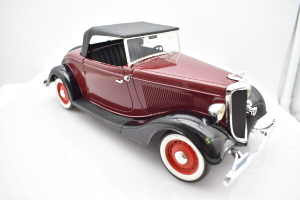 Modellino auto scala 1:18 FORD V8 diecast modellismo da collezione - Image 7