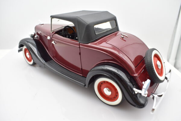 Modellino auto scala 1:18 FORD V8 diecast modellismo da collezione - Image 9