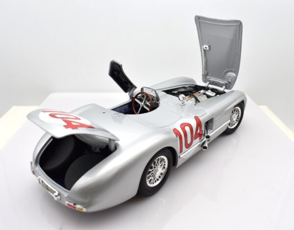 Modellino auto scala 1:18 MERCEDES BENZ 300 SLR diecast modellismo da collezione - Image 5