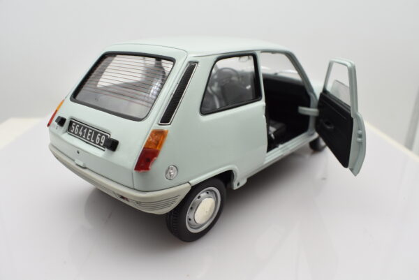 Modellino auto scala 1:18 RENAULT 5 diecast modellismo da collezione - Image 4