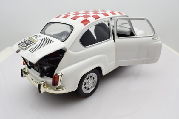 Modellino auto scala 1:18 FIAT 600 ABARTH 850 TC diecast modellismo da collezione - Image 4