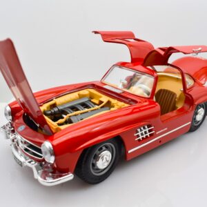 Modellino auto scala 1:18 MERCEDES BENZ 300 SL diecast modellismo da collezione