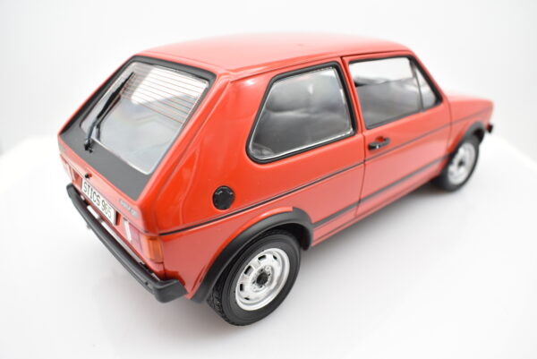 Modellino auto scala 1:18 VW GOLF GTE diecast modellismo da collezione - Image 6