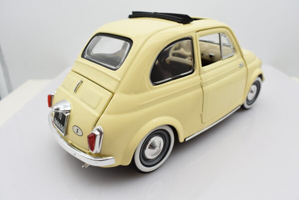 Modellino auto scala 1:16 1:18 FIAT 500 diecast modellismo da collezione - Image 7