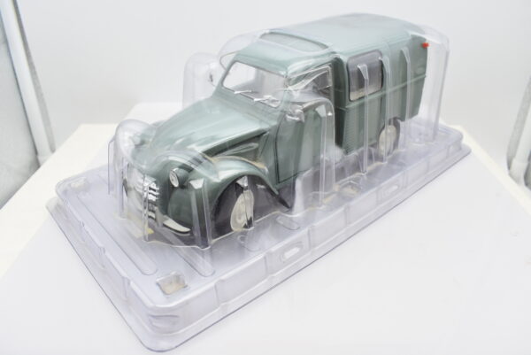 Modellino auto scala 1:18 CITROEN 2 CV CAMIONETTE diecast solido collezione - Image 2