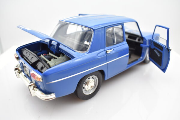 Modellino auto scala 1:18 RENAULT 8 diecast modellismo da collezione - Image 6