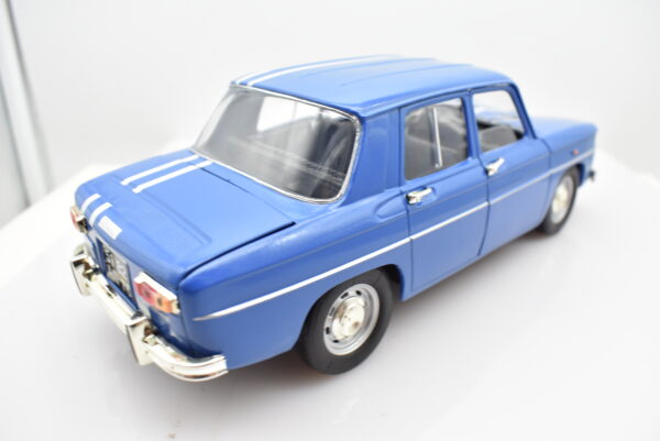 Modellino auto scala 1:18 RENAULT 8 diecast modellismo da collezione - Image 8