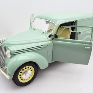 Modellino auto scala 1:18 renault juvaquatre CAMIONETTE diecast modellismo epoca