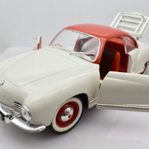 Modellino auto scala 1:18 VW KARMANN GHIA diecast modellismo da collezione