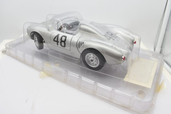 Modellino auto scala 1:18 PORSCHE 550 A SPYDER diecast modellismo da collezione - Image 2