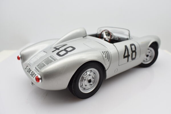 Modellino auto scala 1:18 PORSCHE 550 A SPYDER diecast modellismo da collezione - Image 6