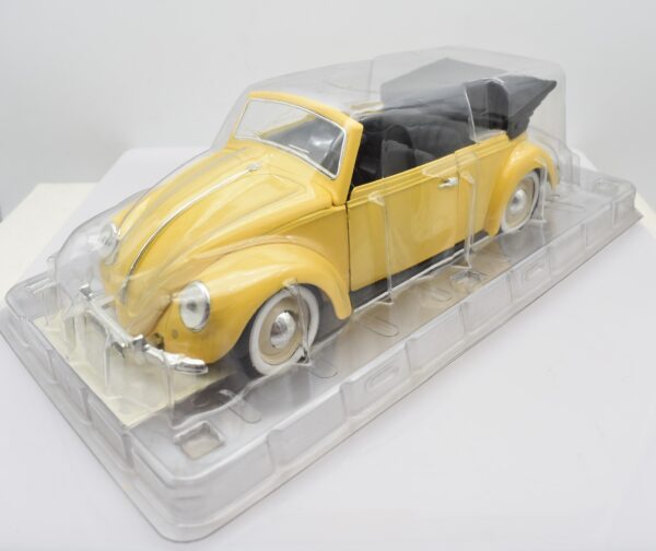 Modellino auto scala 1:17 1:18 COCCINELLE VW ECHELLE maggiolino diecast da collezione - Image 2