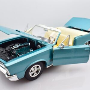 Modellino auto scala 1:18 PONTIAC GTO diecast modellismo da collezione