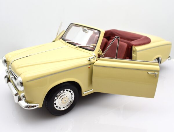 Modellino auto scala 1:18 PEUGEOT 403 CABRIOLET GRAND LUXE 8 CV diecast modellismo da collezione
