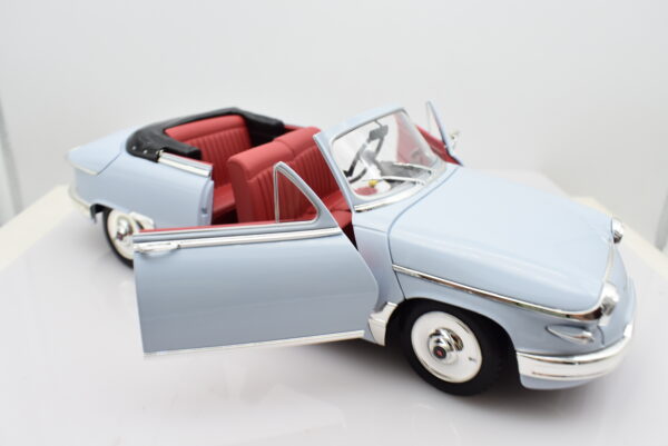 Modellino auto scala 1:18 PANHARD PL17 CABRIOLET diecast modellismo da collezione - Image 5