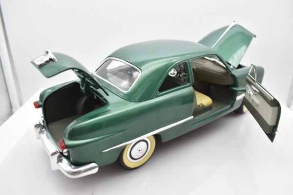 Modellino auto scala 1:18 FORD BERLINA 1949 diecast modellismo da collezione - Image 5