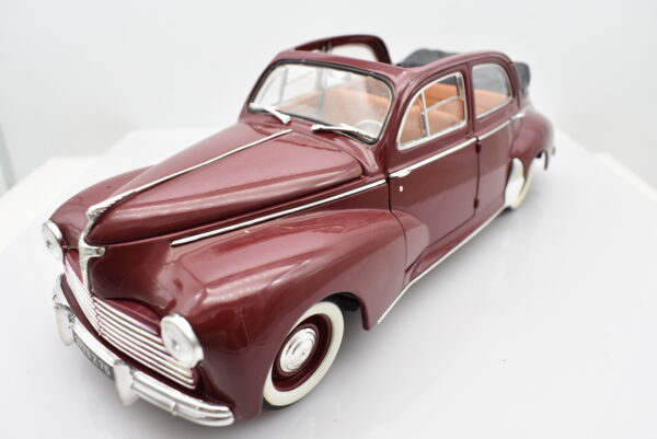Modellino auto scala 1:18 PEUGEOT 203 diecast modellismo da collezione - Image 6
