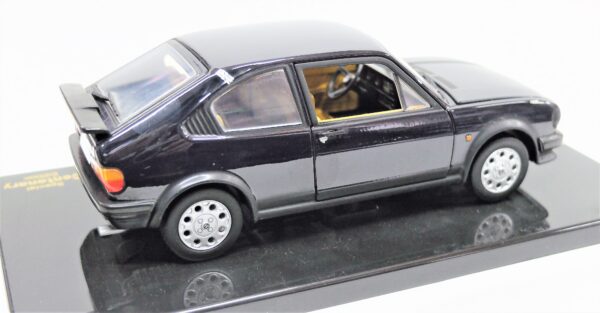 Modellino auto ALFA ROMEO ALFASUD 1.5 TI QUADRIFOGLIO VERDE scala 1:24 diecast - Image 3