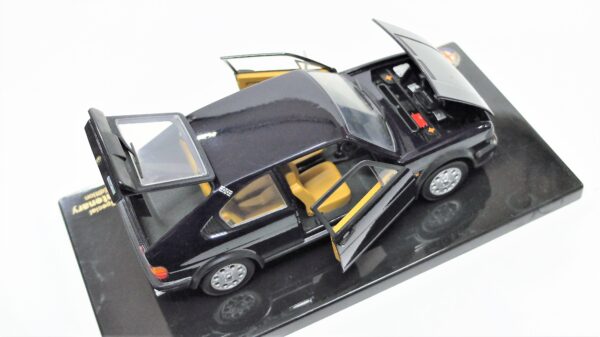 Modellino auto ALFA ROMEO ALFASUD 1.5 TI QUADRIFOGLIO VERDE scala 1:24 diecast - Image 5