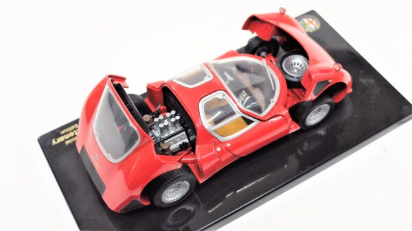 Modellino auto ALFA ROMEO 33 STRADALE scala 1:24 diecast modellismo da collezione - Image 5